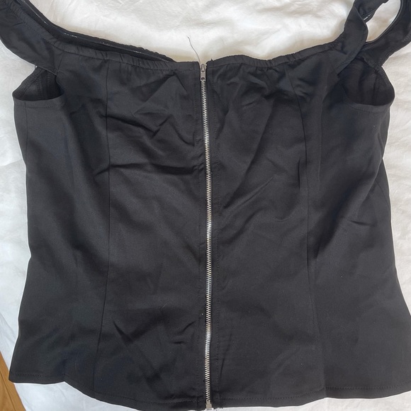 Pretty Little Thing Black Corset - Picture 2 of 3